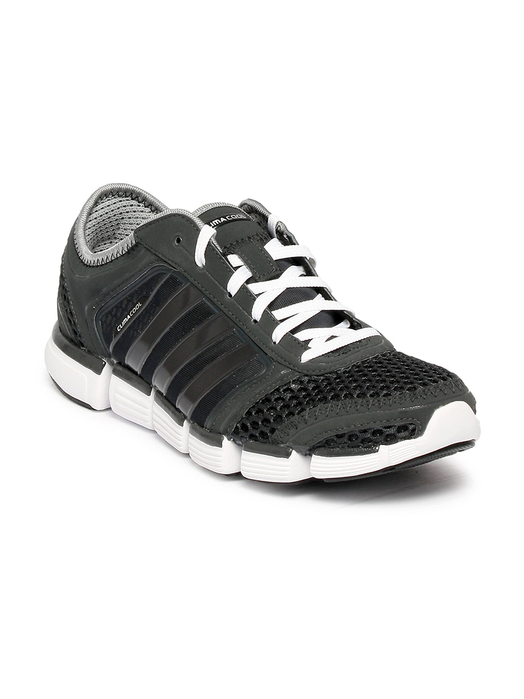 Sports Shoes