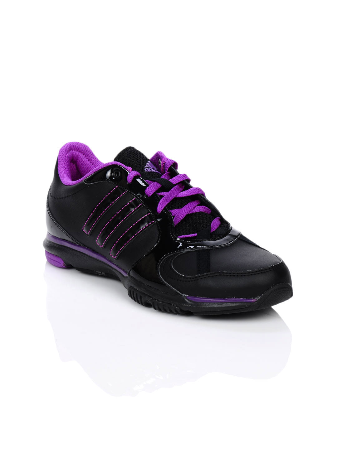 Sports Shoes